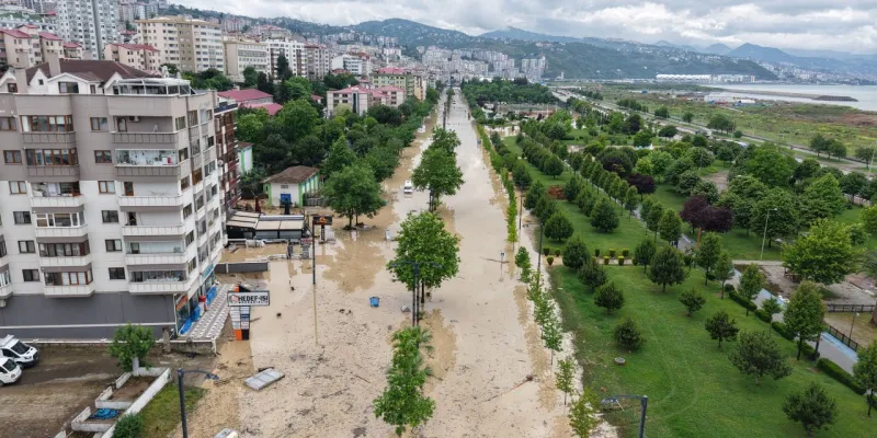 Trabzon'da Selin İzleri Siliniyor, Kayıp Kişi Aranıyor