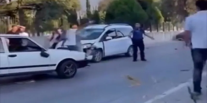 Bursa'da Kanlı Kaza! 5 Kişilik Aile Bıçaklandı