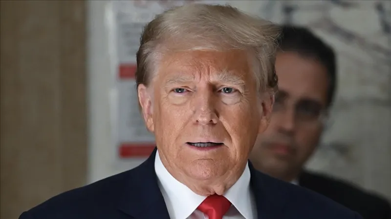 Trump, Hindistan ile Pakistan arasındaki "savaş"ı telefonla ve ticaretle durdurduğunu savundu
