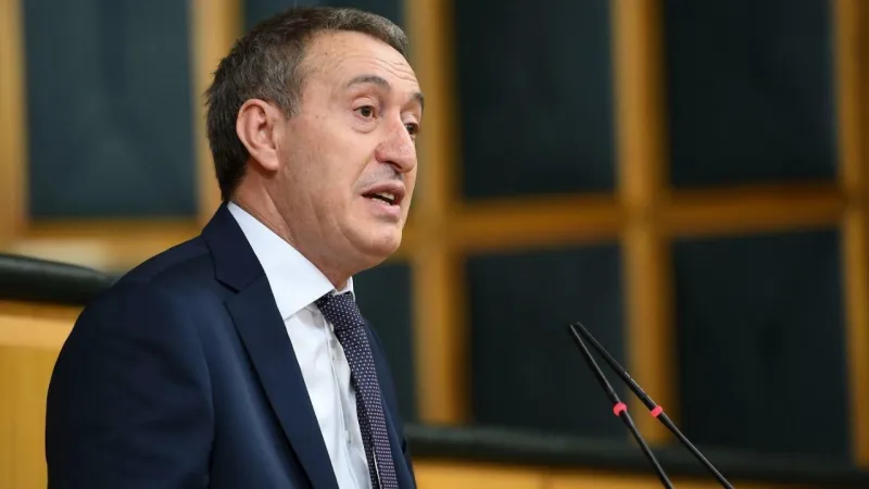 Tuncer Bakırhan: TELE 1 kanalının sesini kısmak utançtır