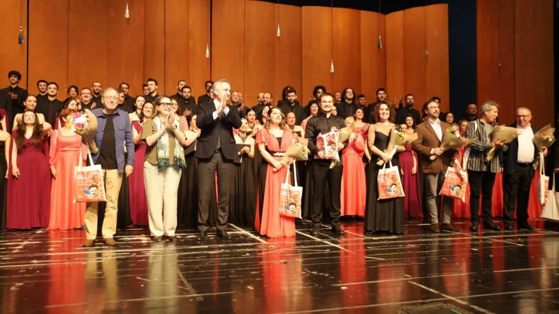 Usta Şair Nâzım Hikmet, ölümsüz eserleriyle anıldı