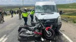 Van Özalp’te feci kaza: Motosiklet ile Minibüs çarpıştı, 2 genç hayatını kaybetti